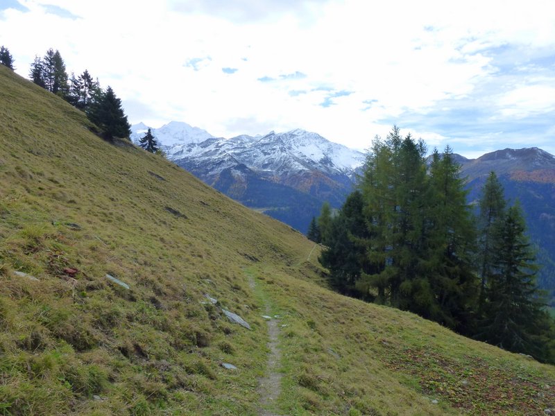 #3 Descente des Charrières : Petite traversée face aux Combins Descente des Charrières : Petite traversée face aux Combins