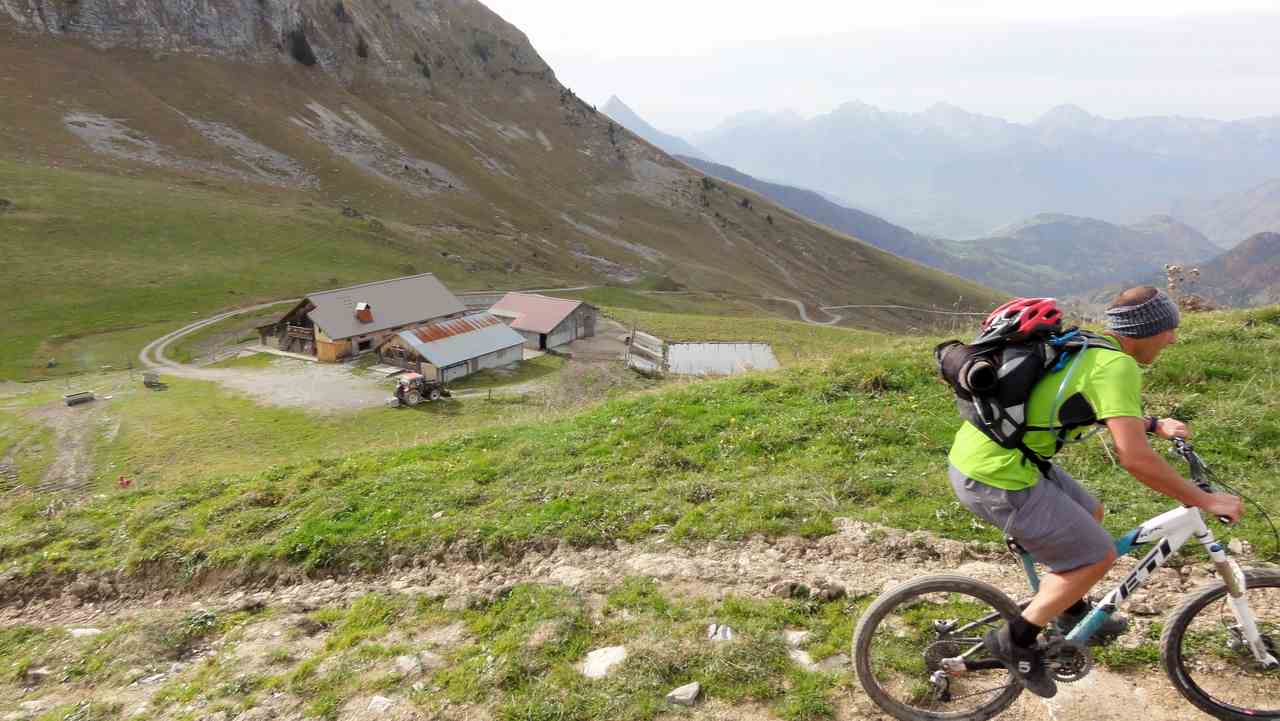 Le Freu en montant à la Riondaz