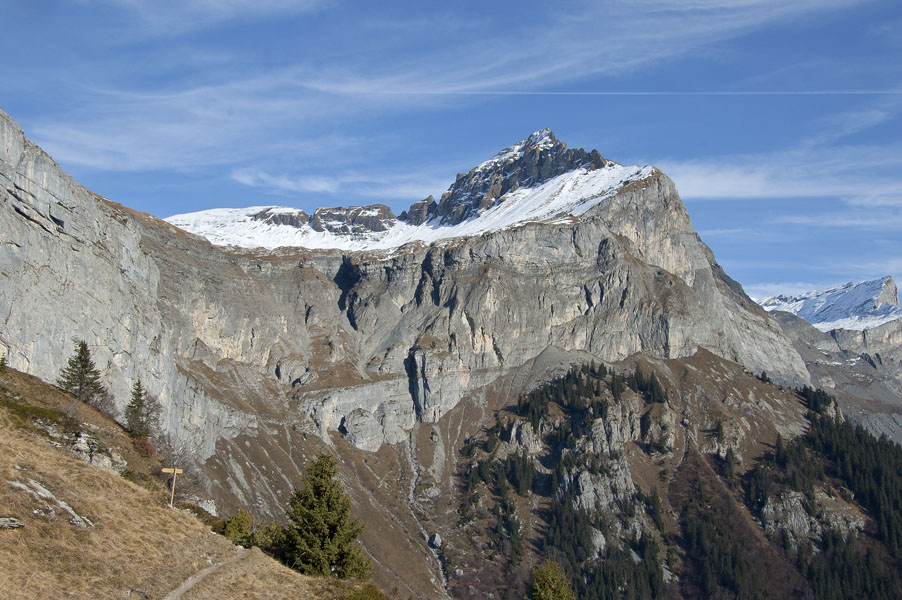 Frioland : Montée du refuge de Platé et Aiguille de Platé