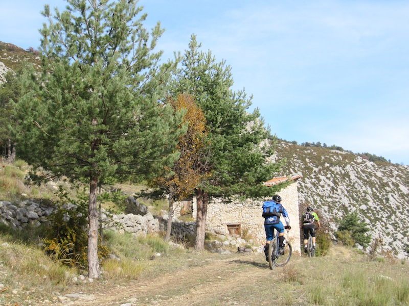 Col de Rigaudon : Au dessus de Besseuges