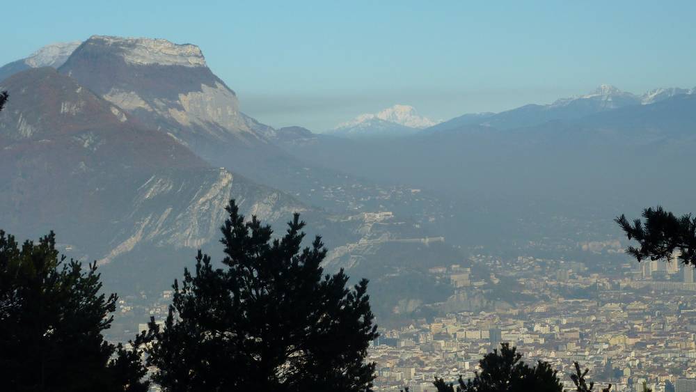 Mont Blanc : le Mont Blanc au pied de Grenoble