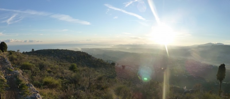 #1 Soleil déclinant sur le GR5 : Presque seul au monde à deux pas de l Soleil déclinant sur le GR5 : Presque seul au monde à deux pas de l'agglomération Niçoise