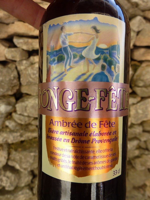 Belle étiquette : d'un bon produit de la Drôme Provençale