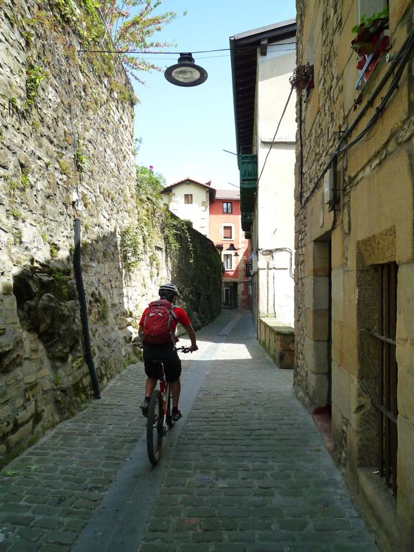 Dernière remontée : Dans les ruelles