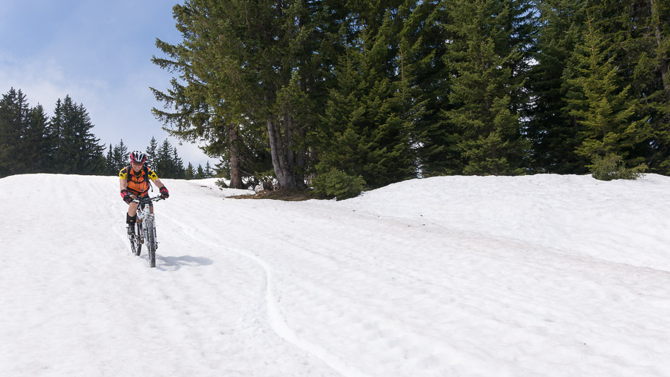 #8 Enfin, un peu de descente : bien humide mais bon grip Enfin, un peu de descente : bien humide mais bon grip