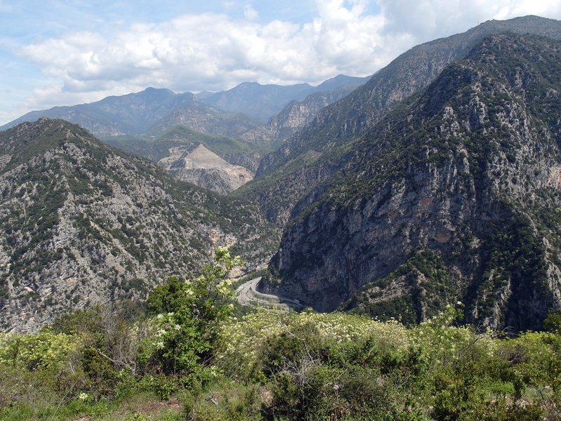 #25 en traversée vers la RN202 : vue sur le Var coté Nord en traversée vers la RN202 : vue sur le Var coté Nord