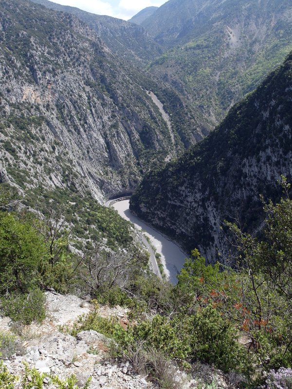 en traversée vers la RN202 : vue sur le Var coté Nord C'est rare que je puisse le voir comme ça!