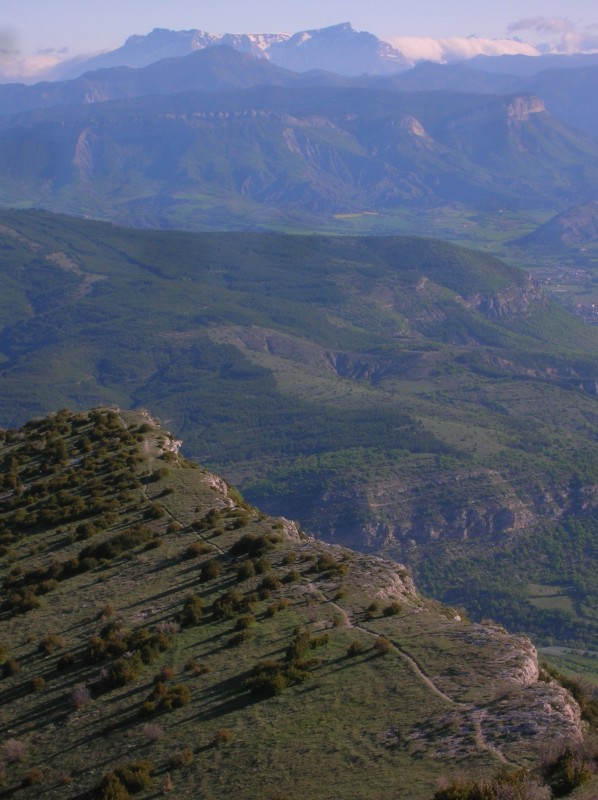 #4 descente et Vue sur le devoluy : Une photo pour un prochain rêve. descente et Vue sur le devoluy : Une photo pour un prochain rêve.
