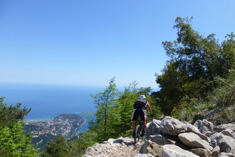 Le Cap Martin en fond : Mais il faut rester concentré sur la trajectoire