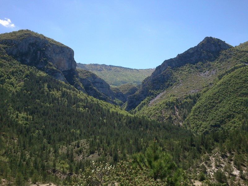 #1 Chapelle de St Pons : La Chapelle est a gauche Chapelle de St Pons : La Chapelle est a gauche