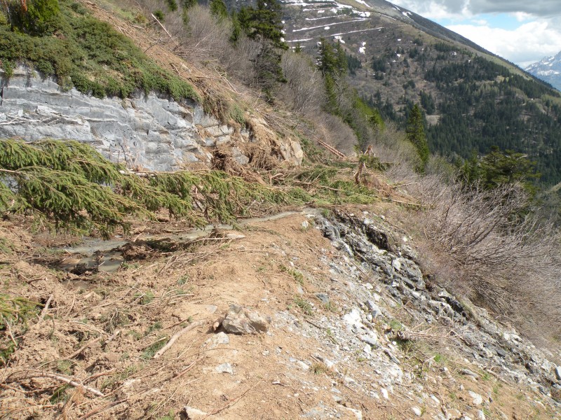 #2 photo2 : passage scabreux sur le gr549 photo2 : passage scabreux sur le gr549