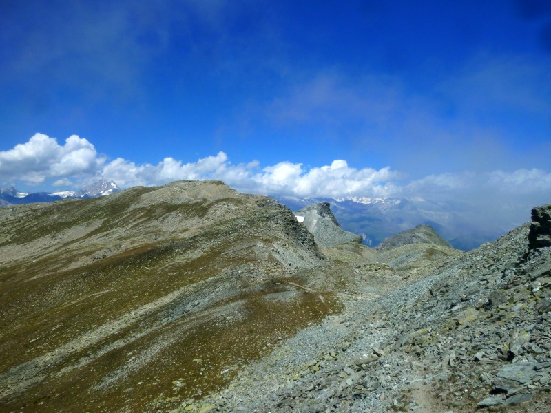 #18 Spitzhorli : une légère descente dans le portage pour atteindre le sommet Spitzhorli : une légère descente dans le portage pour atteindre le sommet