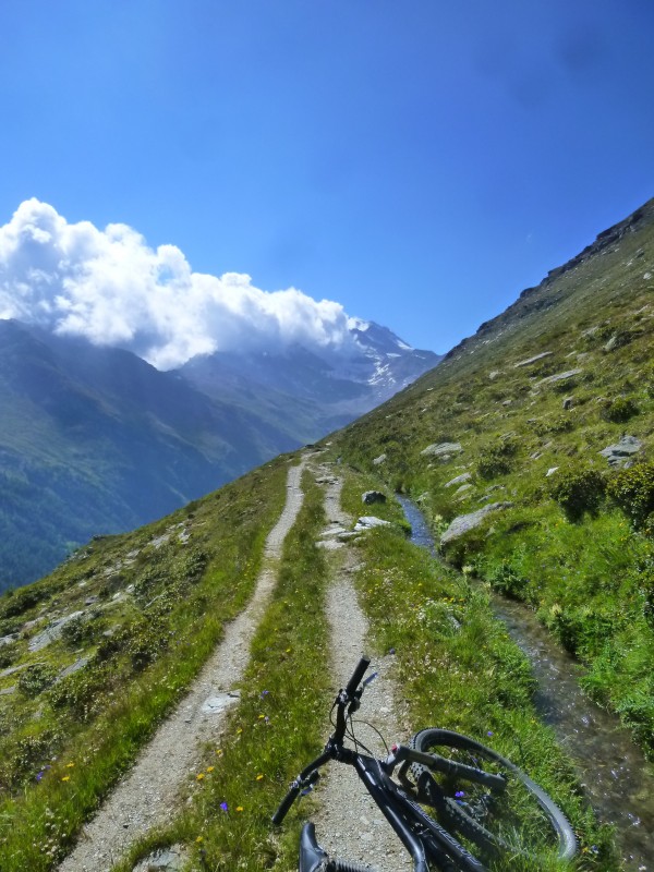 #7 Bisse du Heido : à 2 voies Bisse du Heido : à 2 voies