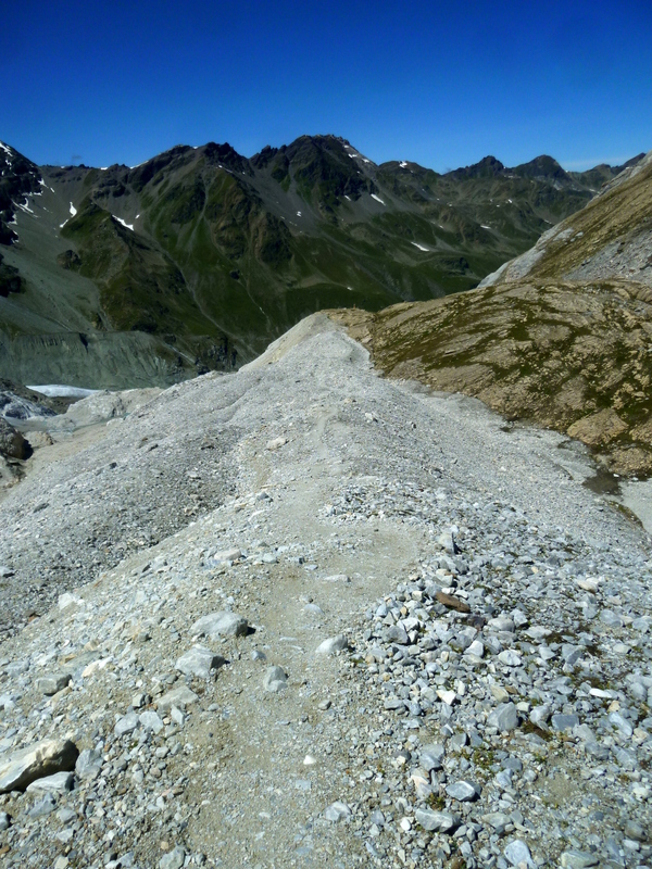 Barrhorn : .. avec la moraine pour un final magique !