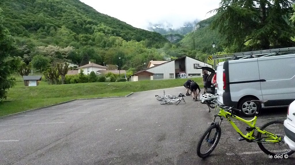 #1 St Vincent de Mercuze : Départ au calme dans ce beau petit village St Vincent de Mercuze : Départ au calme dans ce beau petit village