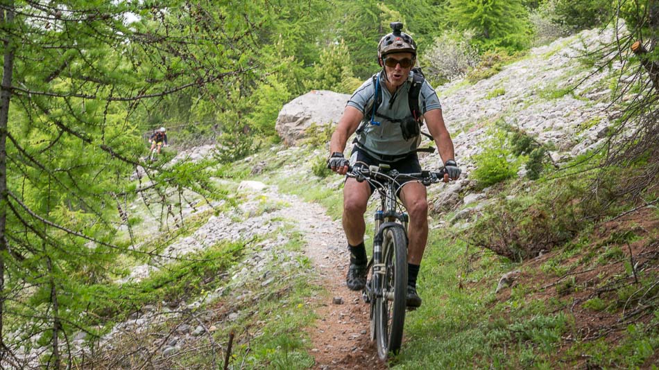 #18 On arrive dans le mélezin : joli sentier rapide et ludique On arrive dans le mélezin : joli sentier rapide et ludique