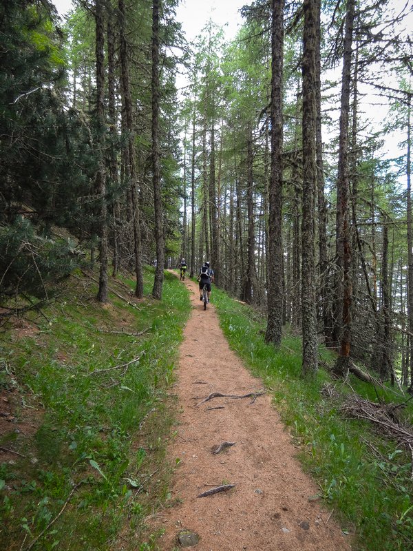 #5 Canal Malcros : Superbe sentier en balcon facile Canal Malcros : Superbe sentier en balcon facile