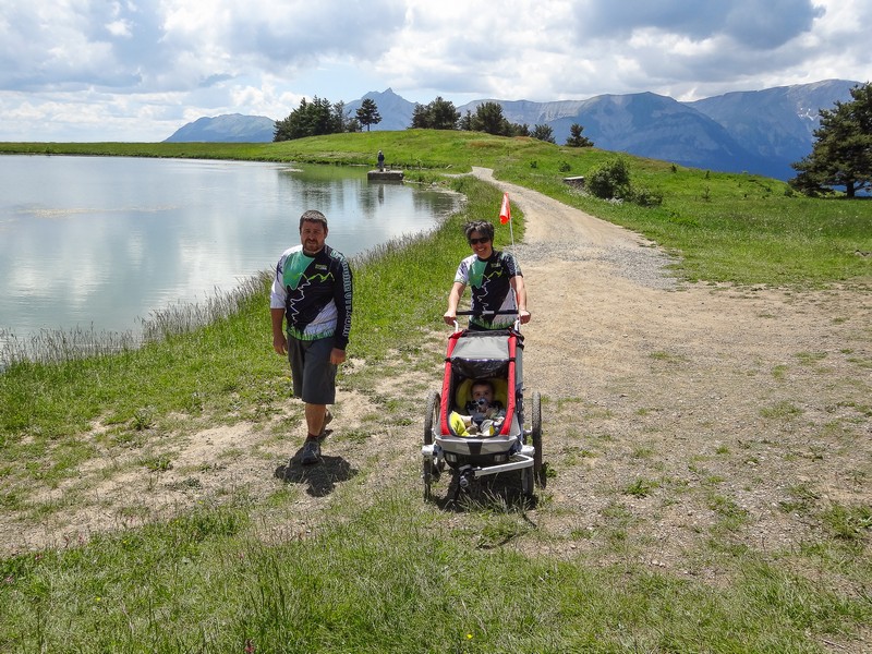 #21 Lac de Barbeyroux : Les MarcoYoyo se baladent dans ce beau paysage Lac de Barbeyroux : Les MarcoYoyo se baladent dans ce beau paysage