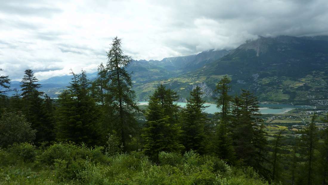 le haut du Mont Guillaume est dans les nuages