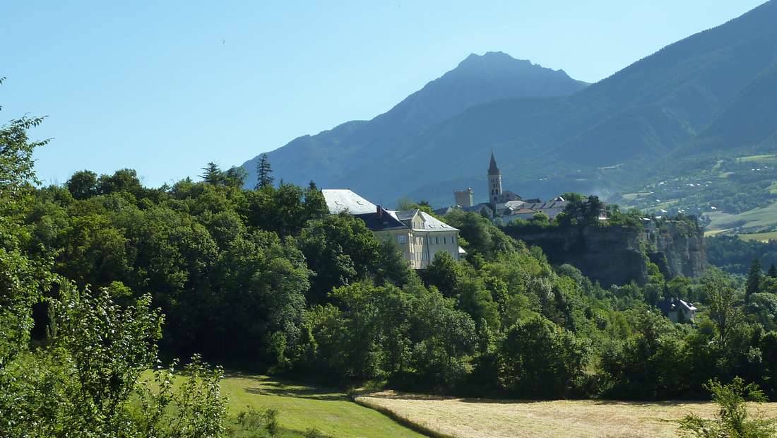 #1 Embrun : un dimanche matin dans le zero-cinq Embrun : un dimanche matin dans le zero-cinq