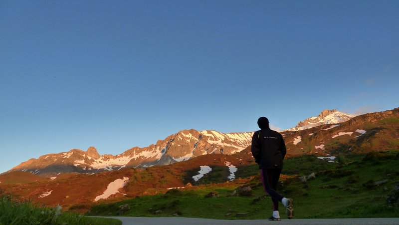 En direction du Cornet : Plus de lumière de ce côté... Hop, c'est l'heure de la soupe!