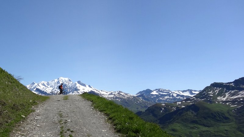 Petit je suis : Les pistes bienfaitrices du Beaufortin pour monter facile avec la vue 3*