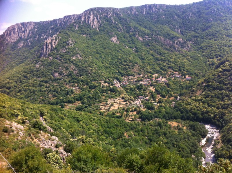 Raid Enduro Ardèche : Plateau de Montselgue, spots d'escalade en Ardèche.