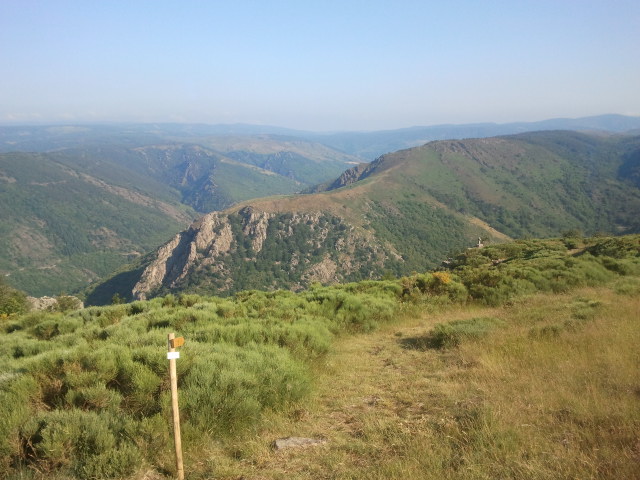 Raid Enduro Ardèche : Début de descente sur Chamier mais NR ensuite.