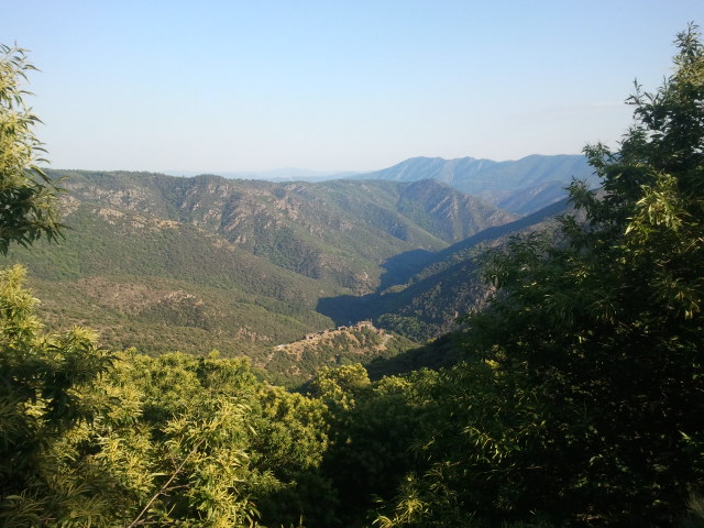 Raid Enduro Ardèche : Le village de Thines en fin de journée