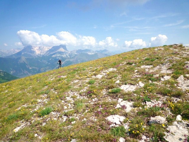 En montant au sommet : après le Pas du Loup