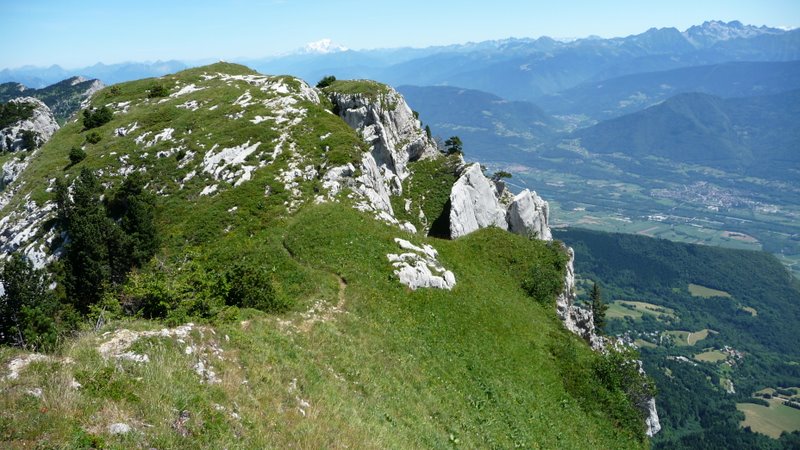Dôme de Bellefont (Mont Blanc en arrière plan)
