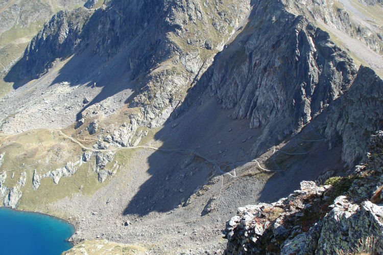 Début de la descente du Port de Vénasque.