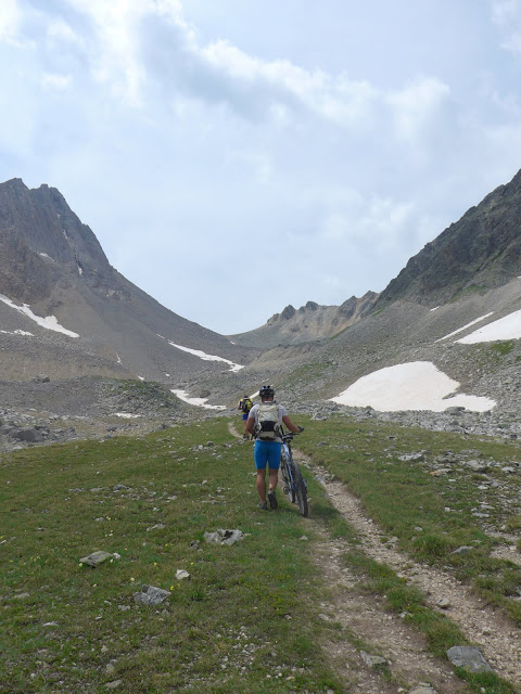 en haut le col du Vallon