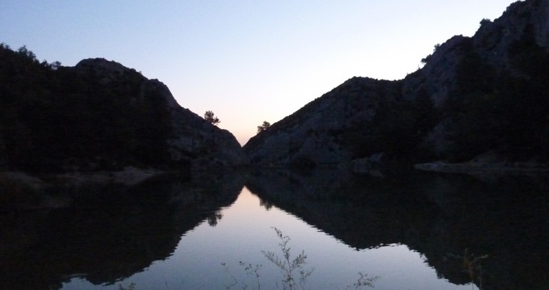 Le jour se lève : sur le lac de saint Rémy