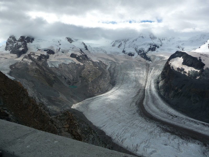 Glacier de Matterhorn : Glacier de matterhorn et mont rose