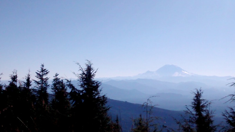 Mt Rainier : au loin depuis le sommet