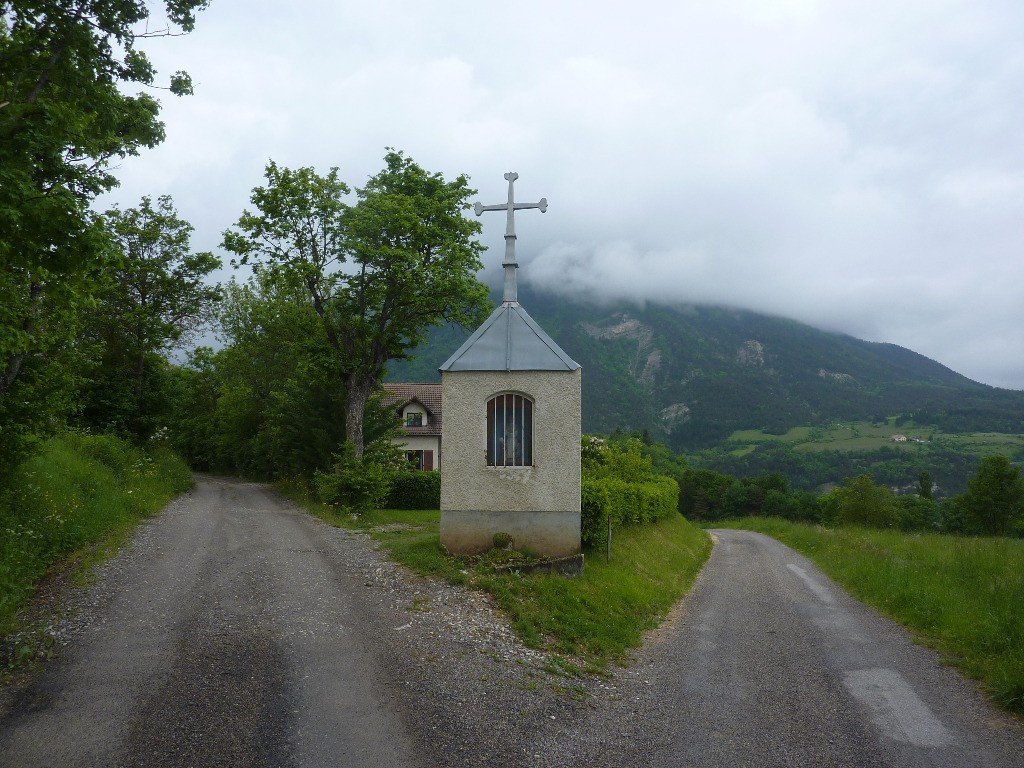 l'oratoire à la sortie de Clelles