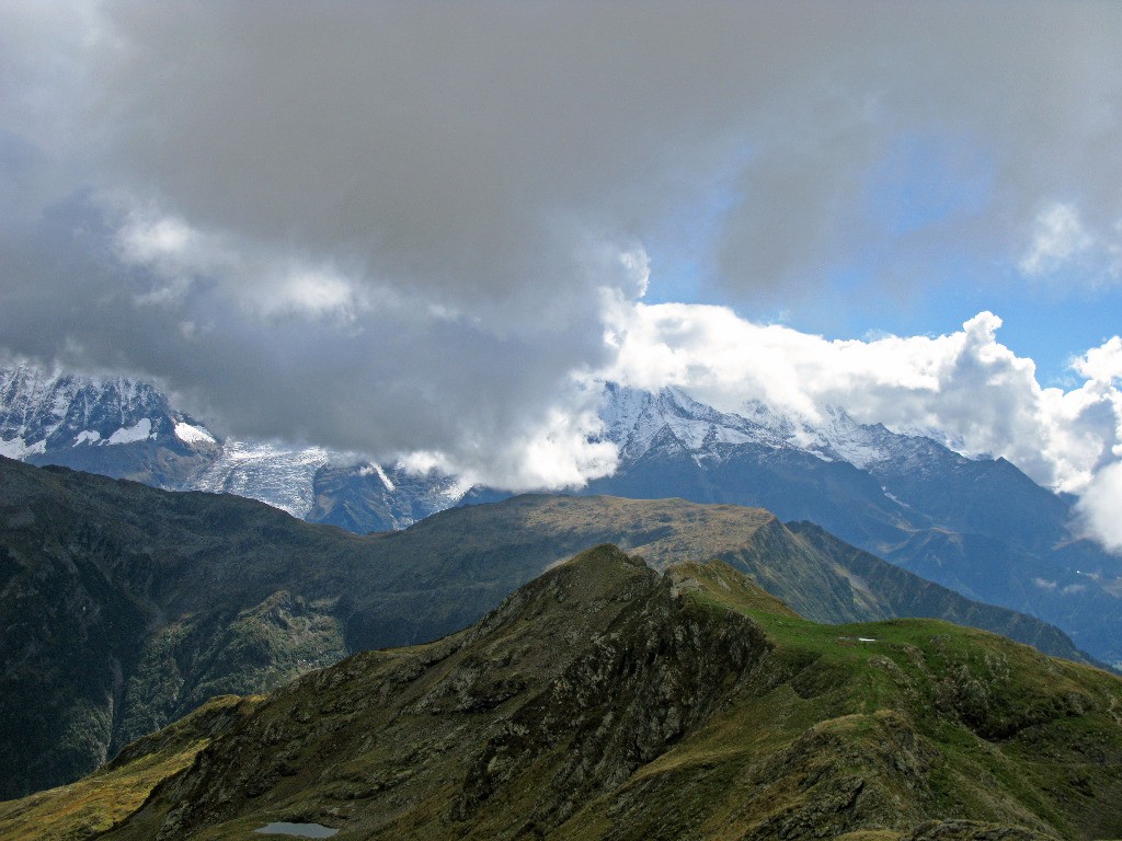 Vue bouchée sur le massif du Mt Blanc