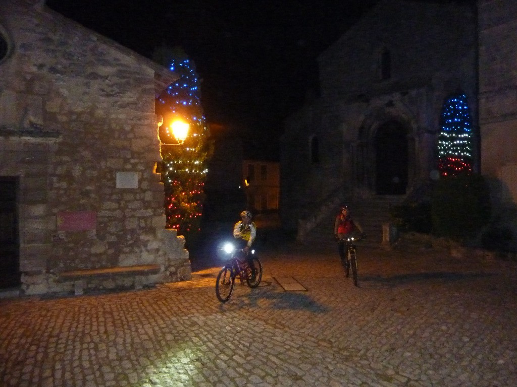 #6 Pas un chat ce soir Pas un chat ce soir