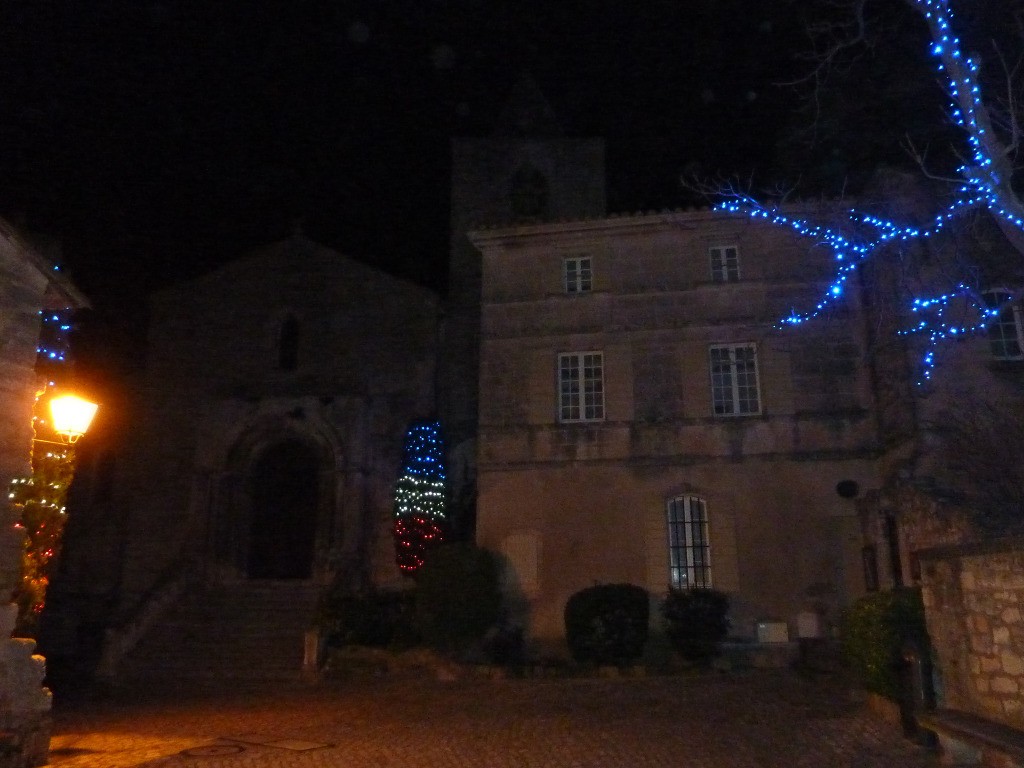 #7 Les Baux bien calme Les Baux bien calme