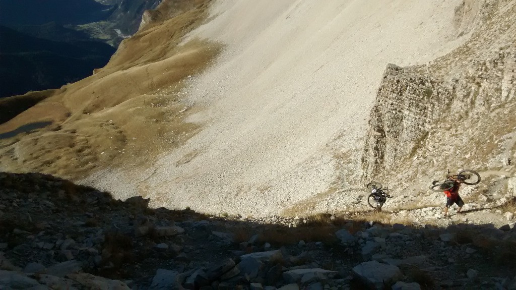#20 Montée du charnier Montée du charnier