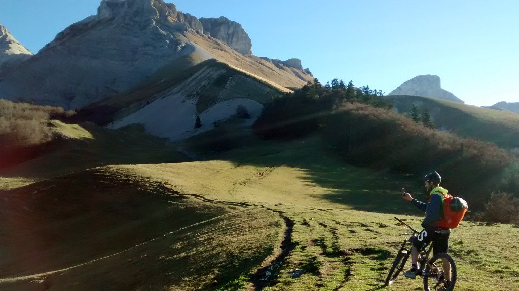 #12 vers le col du Charnier vers le col du Charnier