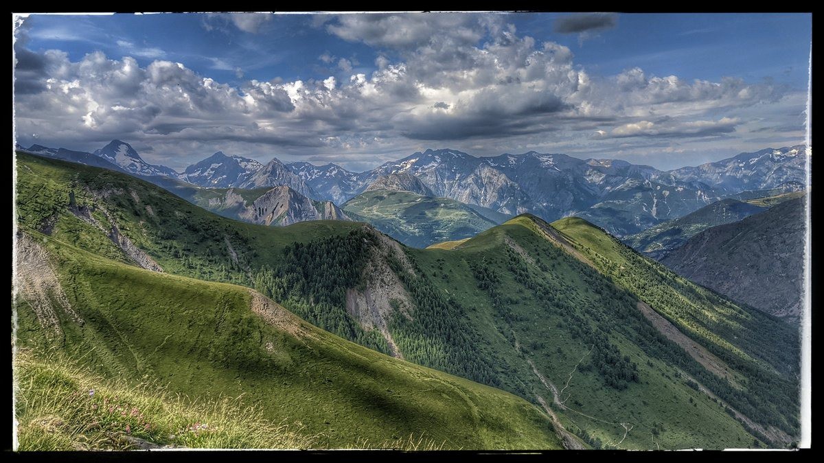 #1 les crêtes s les crêtes s'assombrissent