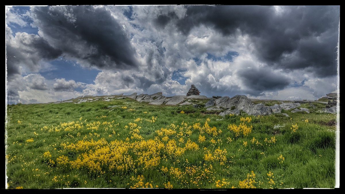 #20 le gros cairn 2284 le gros cairn 2284