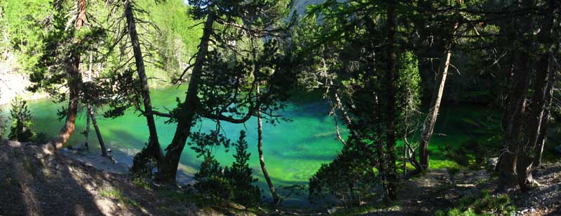Lago verde : couleur impossible du lac