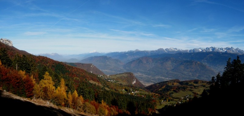 Plateau des Petites Roches : , Belledonne et le Mont Blanc