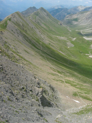 Grand Huit de Paneyron : Le sentier du Col de Serenne vu d'en haut.