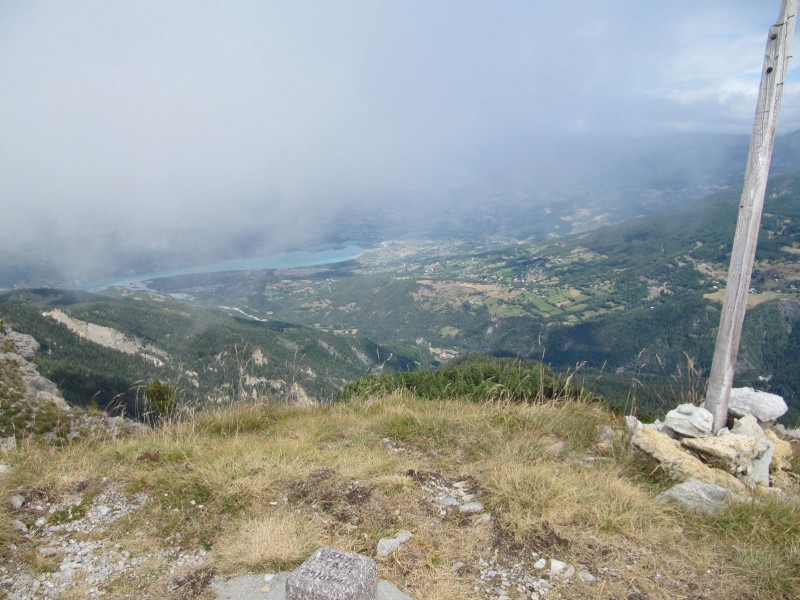 #3 pic de Charance : Serre Ponçon en bas : pour le bain , on va attendre un peu... pic de Charance : Serre Ponçon en bas : pour le bain , on va attendre un peu...