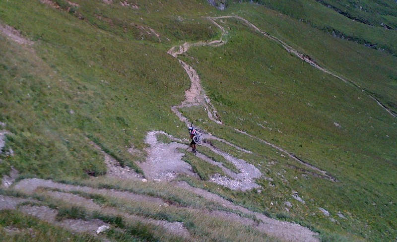 #4 Col du Coin : Un tout petit peu de portage Col du Coin : Un tout petit peu de portage