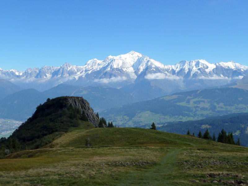 Croix du Plenet : Descente de la Croix du Plenet face au Mt Blanc